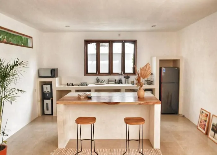 Charming 3 Bedrooms In The Heart Of Canggu, Echo Canggu (Bali)