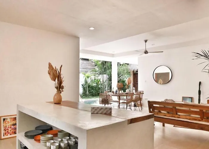 Charming 3 Bedrooms In The Heart Of Canggu, Echo Canggu (Bali)