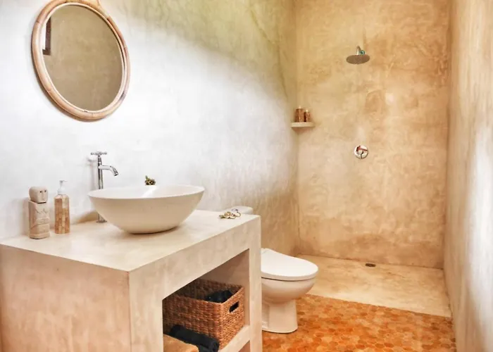 Charming 3 Bedrooms In The Heart Of Canggu, Echo Villa Canggu